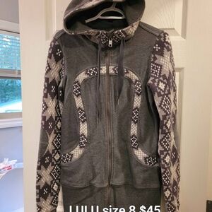 lululemon athletica Gray and Cream Patterned Sweater